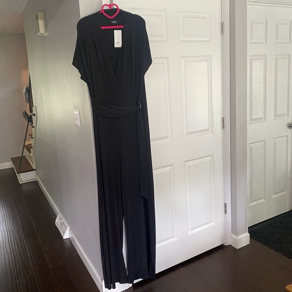 NWT LTS deep v belted jumpsuit - Picture 2 of 8